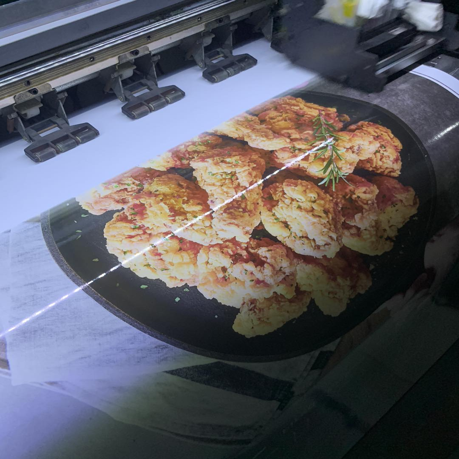 Decal Trắng - Ảnh 3