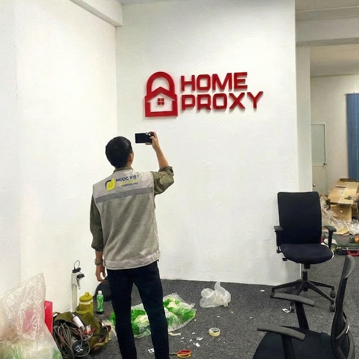 Thi Công Logo Chữ Nổi Nội Thất - Ảnh 4